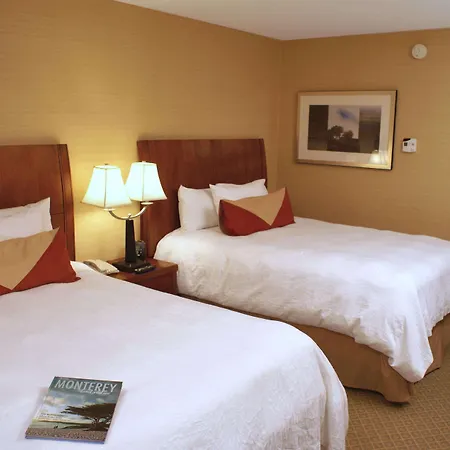 Hilton Garden Inn Monterey-3