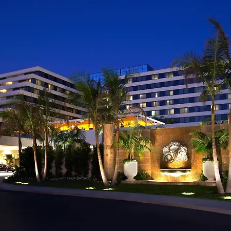 Renaissance Newport Beach Hotel-3