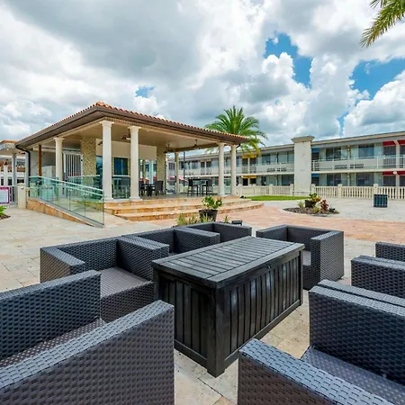 Quality Inn And Conference Center Tampa-Brandon-3