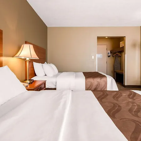Quality Inn & Suites New Castle-3