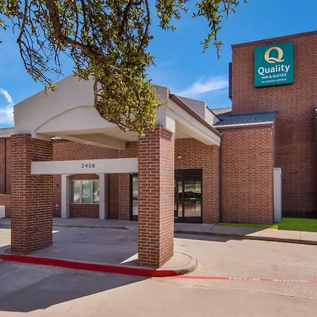 Quality Inn & Suites Richardson-Dallas-2