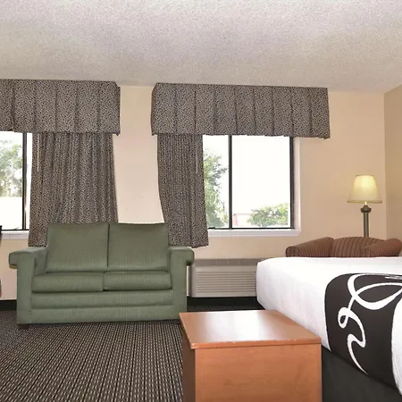 La Quinta By Wyndham Tampa Fairgrounds - Casino-2