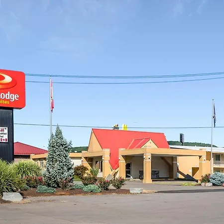 Econo Lodge Inn & Suites-3