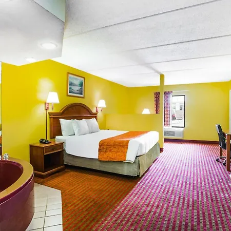 Howard Johnson By Wyndham Panama City-3