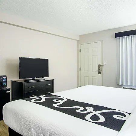 La Quinta Inn By Wyndham West Palm Beach - Florida Turnpike-2