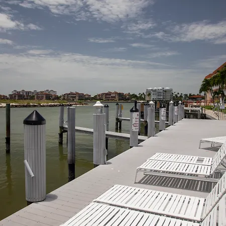 The Boathouse-2