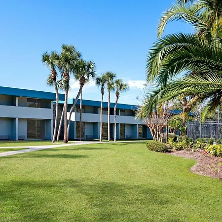 Baymont By Wyndham Intl Speedway I-95 Daytona Beach-2