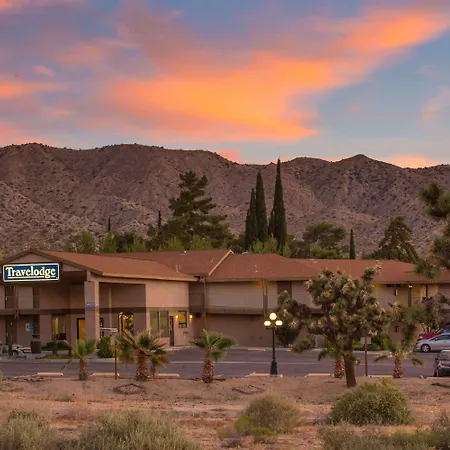 Travelodge Inn & Suites By Wyndham Yucca Valley/Joshua Tree-3