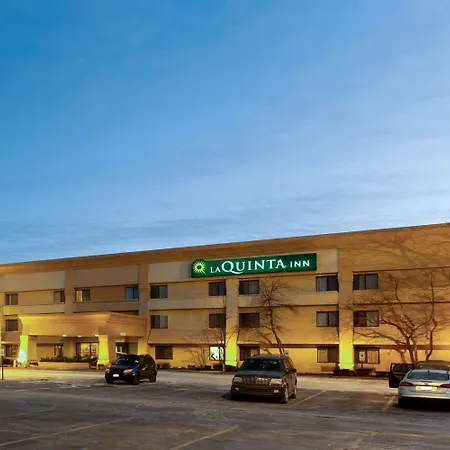 La Quinta Inn By Wyndham Chicago Willowbrook-3