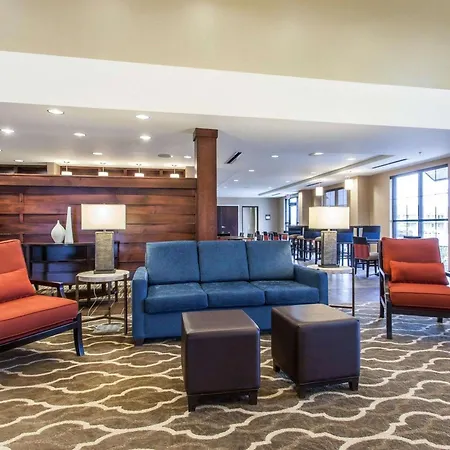 Comfort Suites-Youngstown North-3