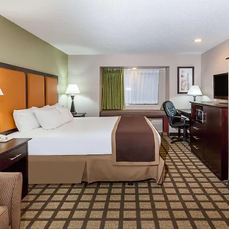 Baymont By Wyndham Gaylord-3