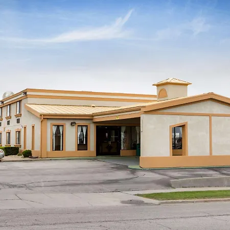 Quality Inn & Suites Bloomington University Area-2