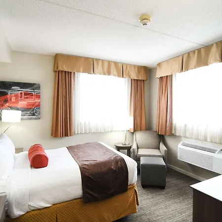 Best Western Sandusky Hotel & Suites-2