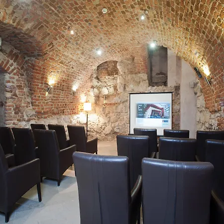 Hotel Unicus Krakow Old Town - Destigo Hotels-2