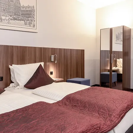 Ramada By Wyndham Frankfurt City Centre-2