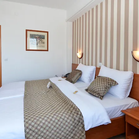 Hotel Neboder-3