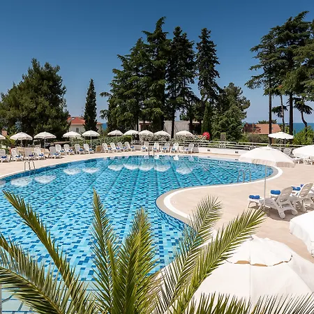 Valamar Pinia Hotel-2