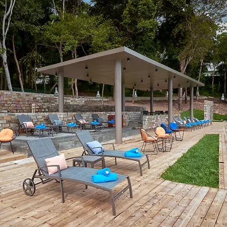 Independence Hotel Resort & Spa-3