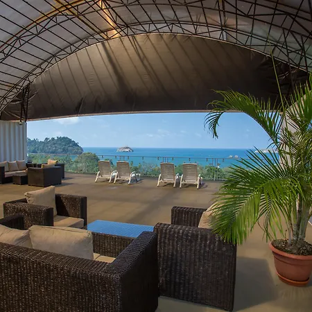 El Faro Containers Beach Hotel-3