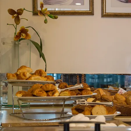 Golden Beach Hotel-2