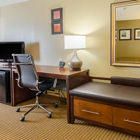 Comfort Suites Wytheville Near Conference Center-3