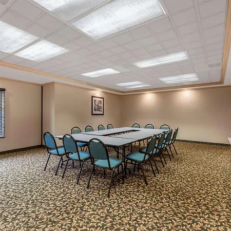 Comfort Inn & Suites Warsaw Near Us-30-2