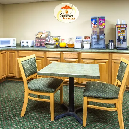 Super 8 By Wyndham Hartford Wi-2
