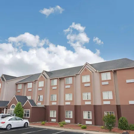 Microtel Inn & Suites By Wyndham Brandon-2