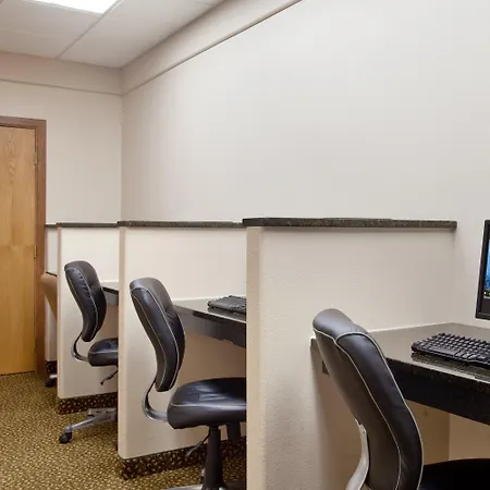 Holiday Inn Rockford I-90&Rt 20 State St By Ihg-2