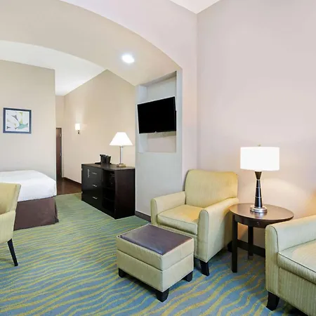 La Quinta Inn & Suites By Wyndham Durant-2