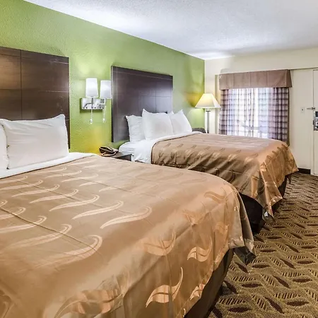 Quality Inn Tanglewood-3