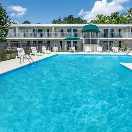 Days Inn By Wyndham Cullman-3