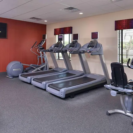 Hampton Inn & Suites Dallas Market Center-2