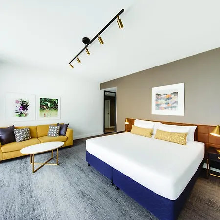 Vibe Hotel Sydney-2