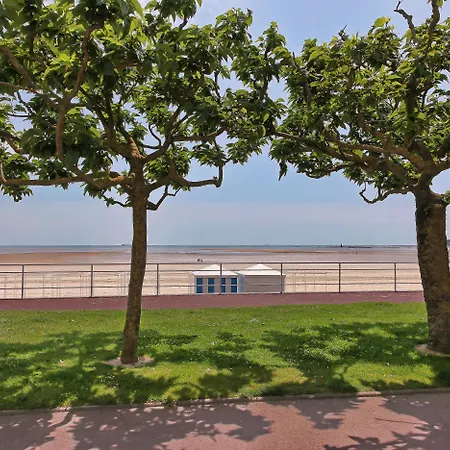Hotel Mercure La Baule Majestic-2
