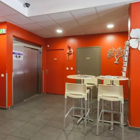 Residhotel St Etienne Centre-2