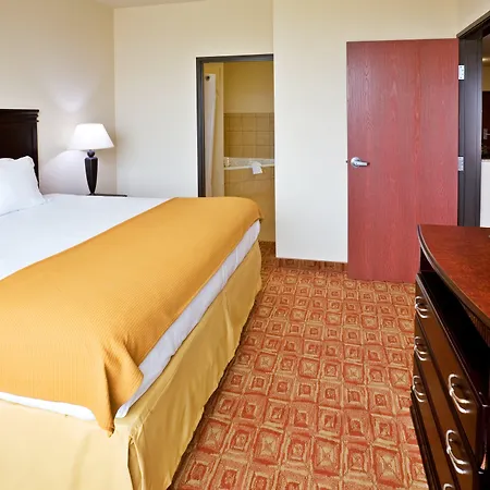 Comfort Inn & Suites Denison Lake - Texoma-3