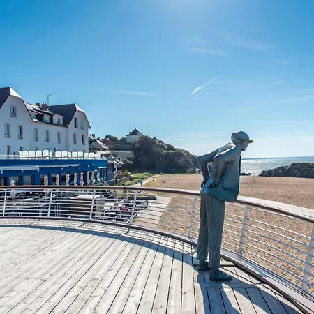 Best Western Hotel De La Plage Saint Marc sur Mer-3