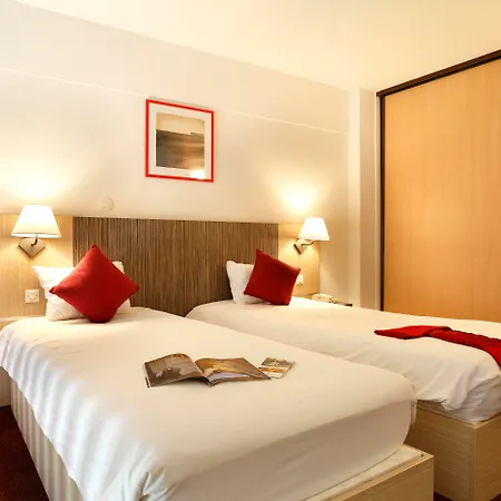 Comfort Suites & Vacanceole Les Demeures Champenoises-2