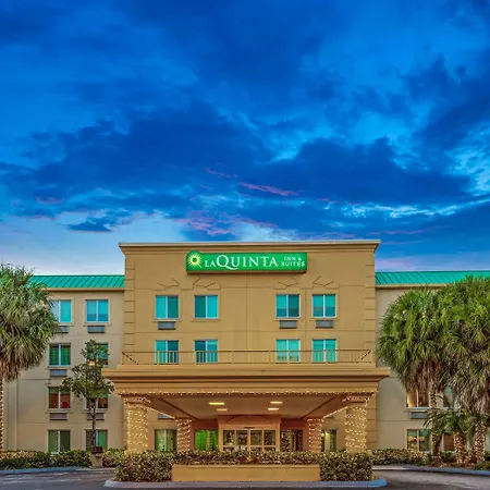 La Quinta By Wyndham Miami Cutler Bay-3
