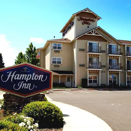 Hampton Inn Ukiah-3
