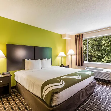 Quality Inn Huntersville Near Lake Norman-3