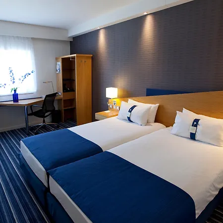 Holiday Inn Express Mechelen City Centre By Ihg-3