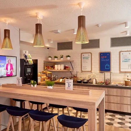 Holiday Inn Express Amsterdam - City Hall By Ihg-3