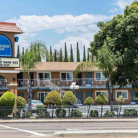 Rodeway Inn Escondido Downtown-2