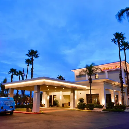 Hampton Inn Tucson-Airport-2