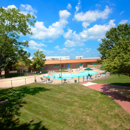 Red Lion Inn & Suites Branson-2