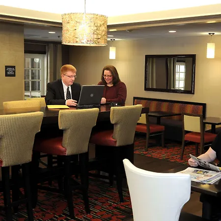 Hampton Inn Charleston-Southridge-3