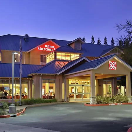 Hilton Garden Inn Sonoma County Airport-3