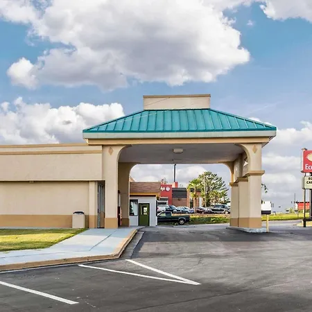 Econo Lodge-3